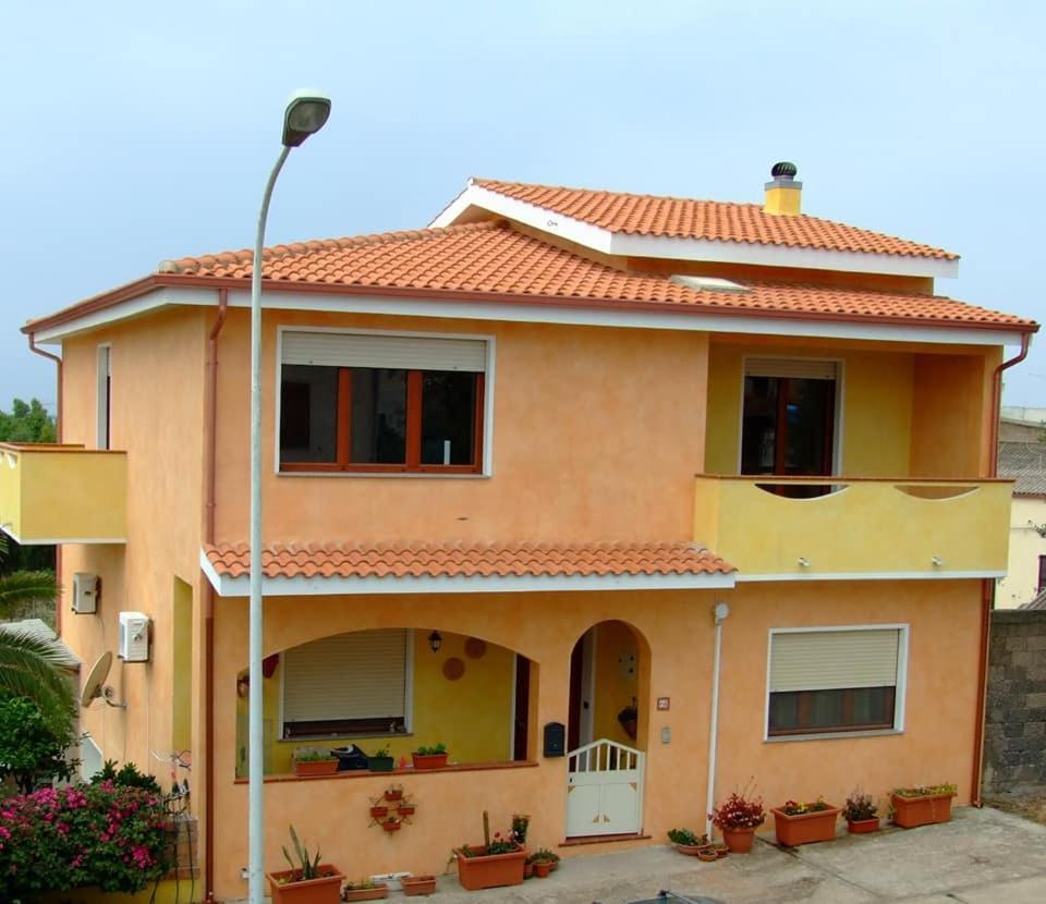 Paringianu B&B Il Rifugio Del Lupo - E6721 المظهر الخارجي الصورة