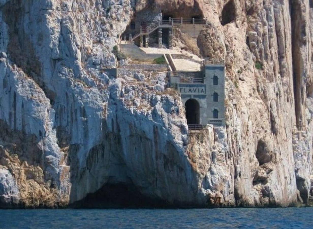 Paringianu B&B Il Rifugio Del Lupo - E6721 المظهر الخارجي الصورة